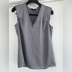 Banana Republic Gray Sleeveless Top, Size Small